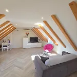 Апартаменты Loft Cindro