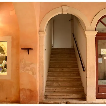 Apartman Loft Cindro *